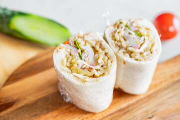 皿うどんロールサンド