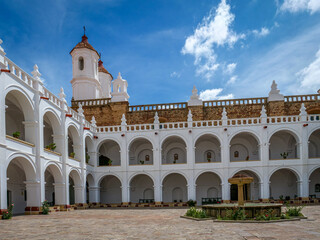 Fototapeta premium Couvent San Felipe de Neri à Sucre en Bolivie