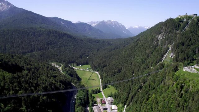 Ehrenberg and Highline179 suspension bridge