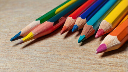 Colored pencils of different shades on the table