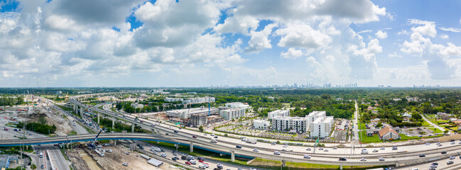 Miami, Golden Glades, construction sites near highway. Major development projects © Felix Mizioznikov