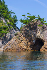 夏の浦富海岸の風景 鳥取県 浦富海岸
