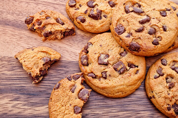 chocolate chip cookies