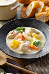 White cream stew.
Image of a delicious cream stew.

