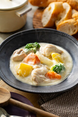 White cream stew.
Image of a delicious cream stew.

