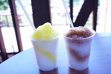 Lemon Flavored Shaved Ice in Japan - 日本 レモンシロップ かき氷	