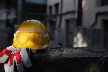 helmet at the work place
