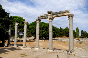 Fototapeta premium Ancient statue in the city of Ephesus, Turkey . High quality photo