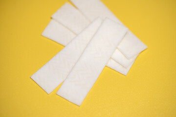 Several pieces of chewing gum