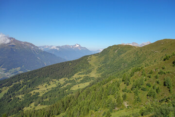 Fototapeta premium Wandern in den österreichischen Alpen