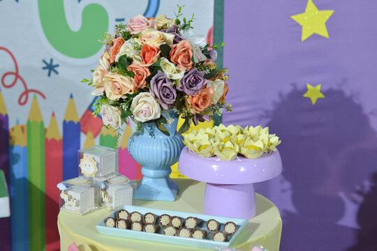 Flores e arranjos de Decora&ccedil;&atilde;o Exclusivas, boqu&ecirc;
