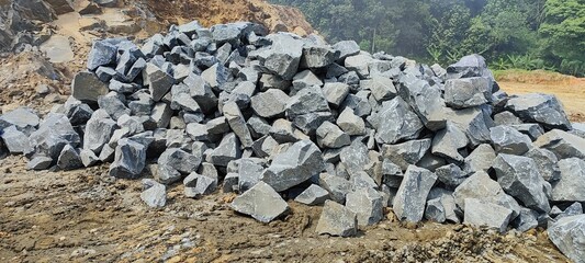 a combination of beautiful nature and the world of mining  © ucokjasti
