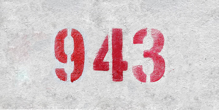 943