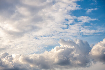 Beautiful cumulus clouds in the blue sky. natural background