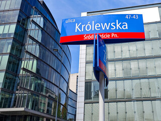 Drogowskaz ulica Królewska (znak drogowy) © Rafał Mikołajczyk