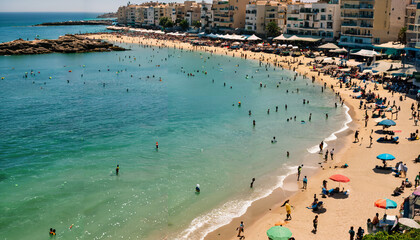 Plage anim&eacute;e en &eacute;t&eacute;