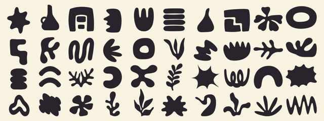 Vector set of hand-drawn geometric shapes. Organic shapes, liquid form. Design elements