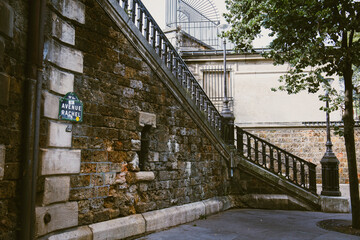 Fototapeta premium old city wall in the streets of Paris