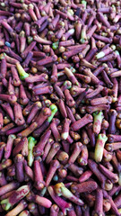 red and green cloves