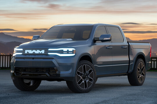 RAM 1500 REV: Pickup with record-breaking battery capacity and range