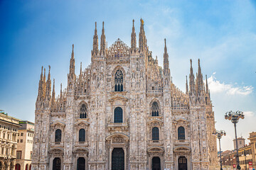 Fototapeta premium Milan Cathedral and galeria vittorio emmanuele II in italian lombardy