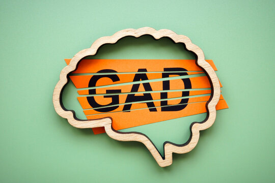 Outline of a brain with the acronym generalized anxiety disorder GAD.