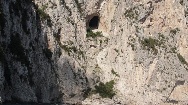 Formations rocheuses sur l'ile de Capri