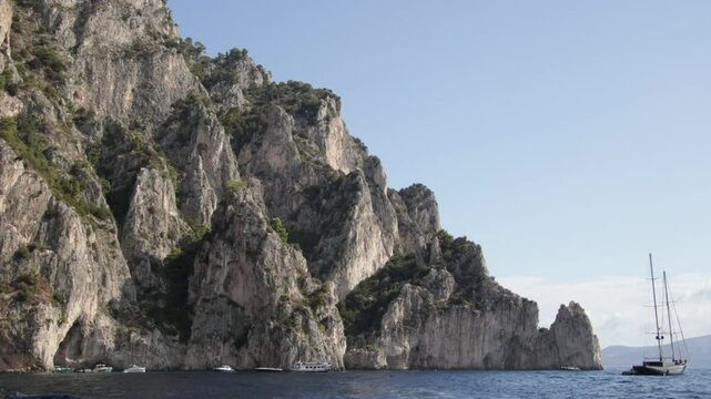 Formations rocheuses sur l'ile de Capri
