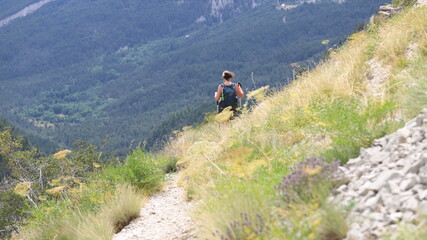 Fototapeta premium randonnée montagne de Boules, 04