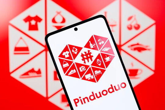 August 26, 2024, Paraguay. In this photo illustration, the Pinduoduo (PDD Holdings) logo is displayed on a smartphone and in the background.