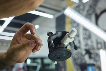 Installing windshield on a car with automotive design