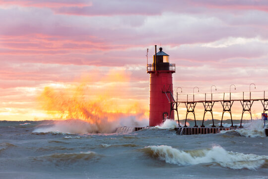 South Haven Lighthouse at sunset, South Haven, Michigan.