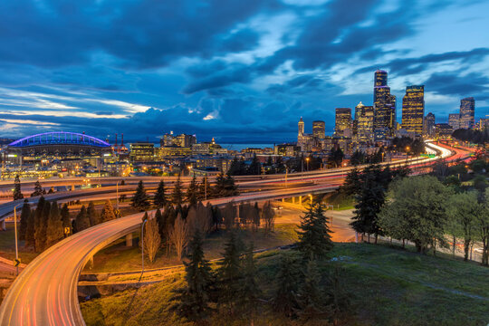 City skyline and Interstate 90 and 5 from Rizal Bridge in downtown Seattle, Washington State, USA