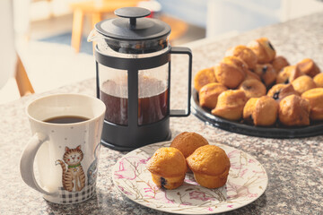 COFFE AND MUFFINS