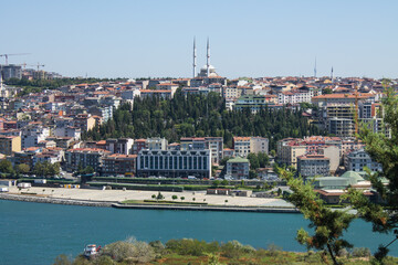 Fototapeta premium Beautiful panoramic view of Istanbul city and Marmara sea from the shores of Princes' Islands on a sunny summer day and copy space