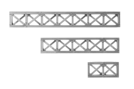 ３つの銀色の鉄骨トラス