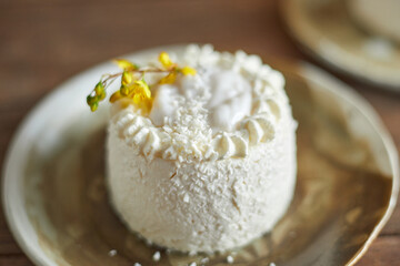 homemake coconut cake