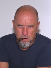 Autoritratto - Il Boss - Cinquantenne con sigaro Toscano