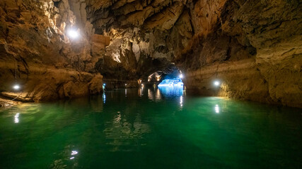 Altinbesik Cave is Turkey's largest underwater lake cave, in addition to its magnificent beauty....