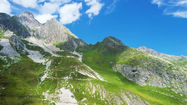 La montagna del Gran San Bernardo, Italia