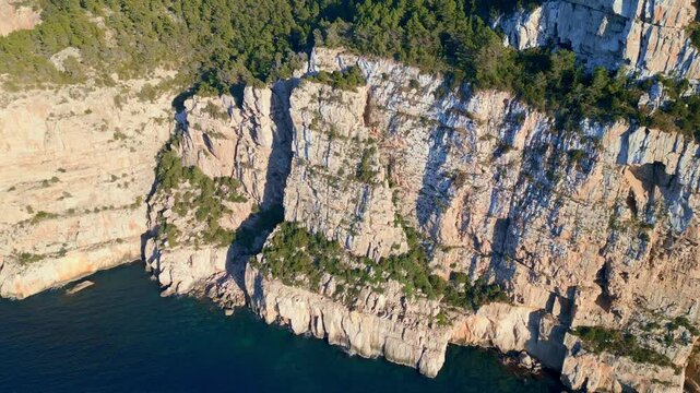 Ses Torretes, islotes en la isla de Ibiza.