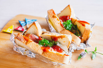 食パンのホットドッグ