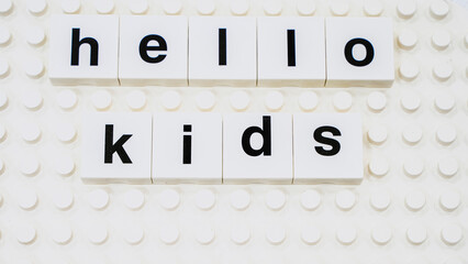 Obraz premium Inscription: Hello children. Mosaic board for learning English. Tutorial
