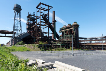 Fototapeta premium Industrie-Denkmal, ehemaliger Hochofen auf Phönix-West