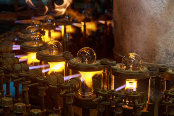 Special equipment for preparing light bulbs with hot flame.