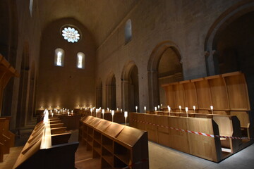 Sénanque Abbey is a Cistercian structure located a few kilometers from the urban center of Gordes...