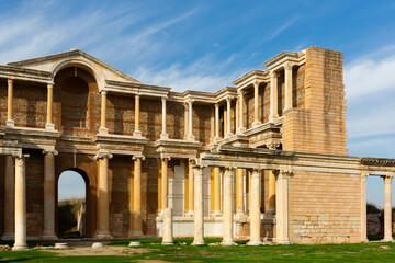 Fototapeta premium Sardis ancient city which has gymnasium and synagogue ruins and columns in Manisa, Turkey
