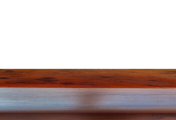 Comptoir de bar en bois, fond blanc 