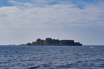 海軍艦島, 長崎,世界文化遺産,建築, 水, 旅行, アイランズ,  空, ランドマーク, 風景, 観光, 地中海, 要塞, タウンズ, サマータイム, 古い, 全景, ビル
