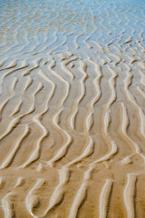Sand waves